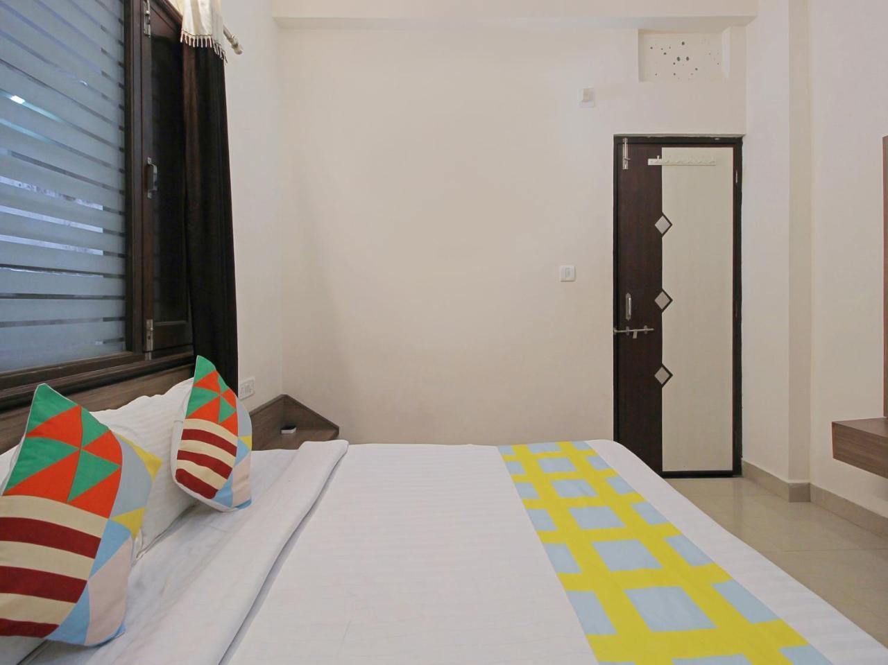 Elegant 1Br Stay In Mount Abu Central Zewnętrze zdjęcie